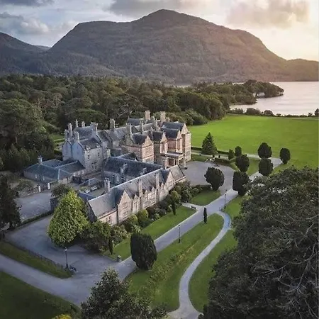 Semesterbostad Woodford In Old Farm Cill Airne