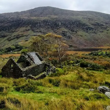 Semesterbostad Woodford In Old Farm