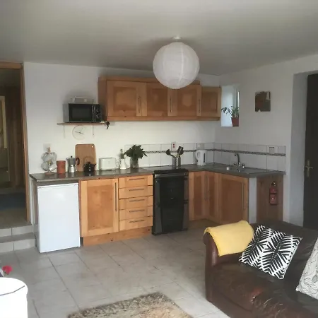 Woodford In Old Farm *